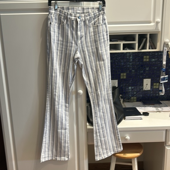 Frame Le high Flare blue/white striped jeans - Picture 7 of 9